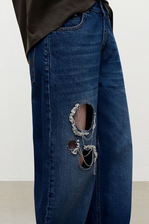 Crystal Chain Cutout Relaxed Jean