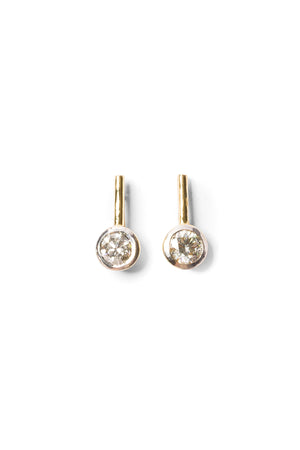 Medium Stick Studs