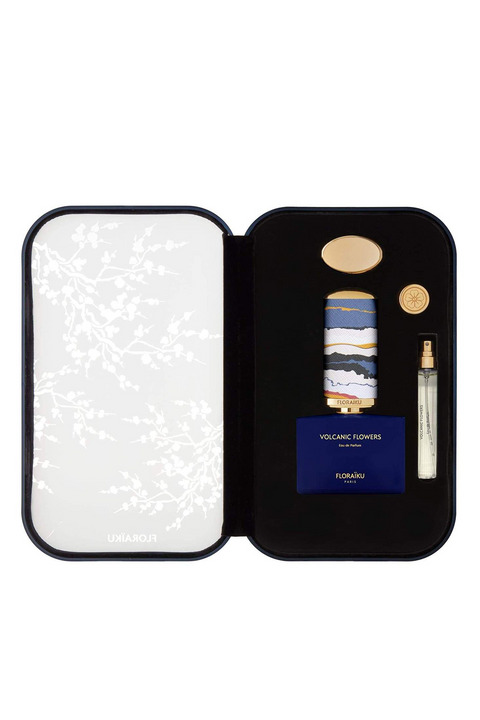 Packaging of the Volcanic Flowers perfume